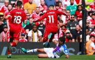 3-1！10.2亿豪门3连胜跻身前四 欧冠名额争夺战太刺激：3队同分|利物浦|水晶宫|穆罕默德·萨拉赫|射门|伍德曼_新浪体育_新浪新闻